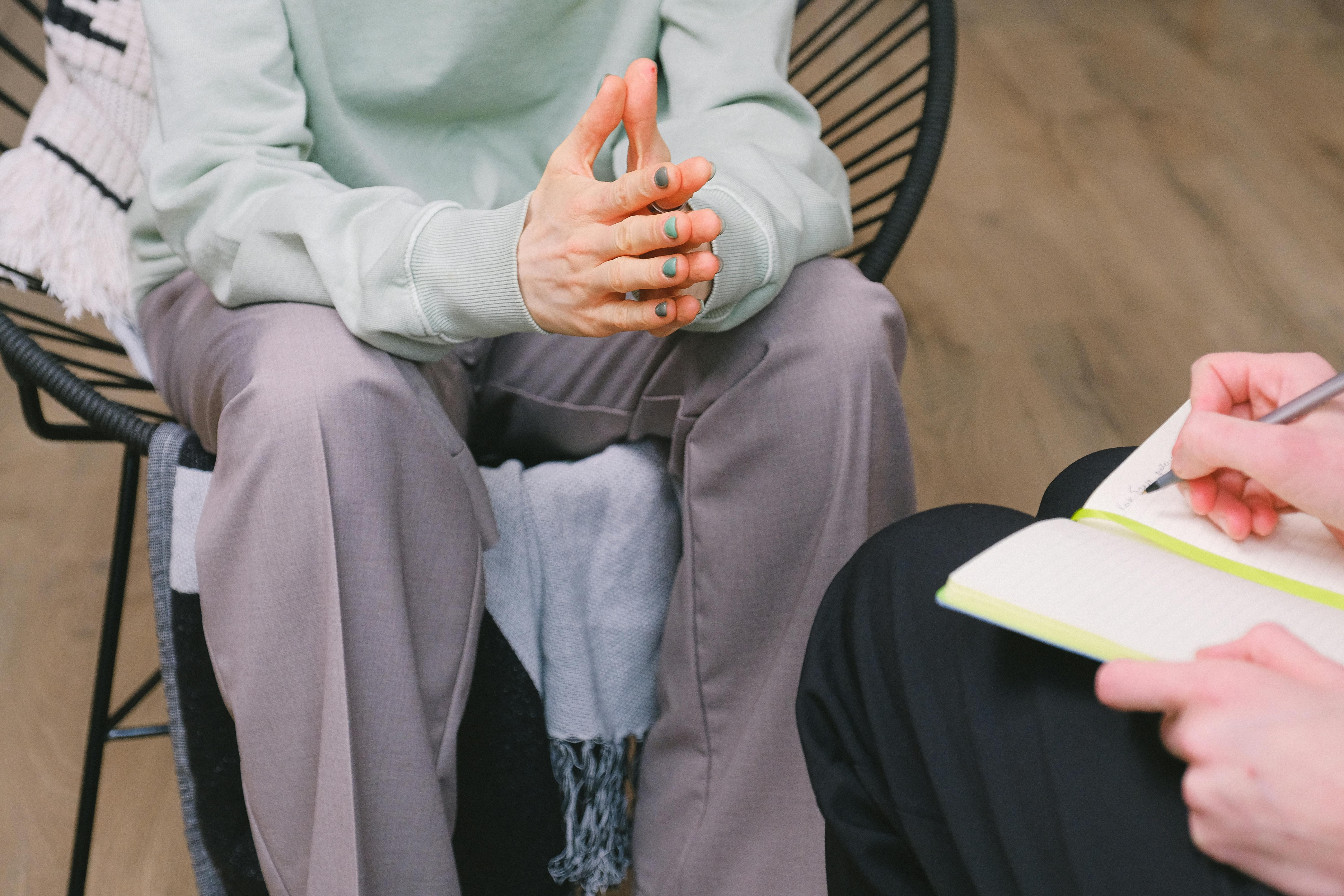 Comment trouver des clients quand on est thérapeute en 2026